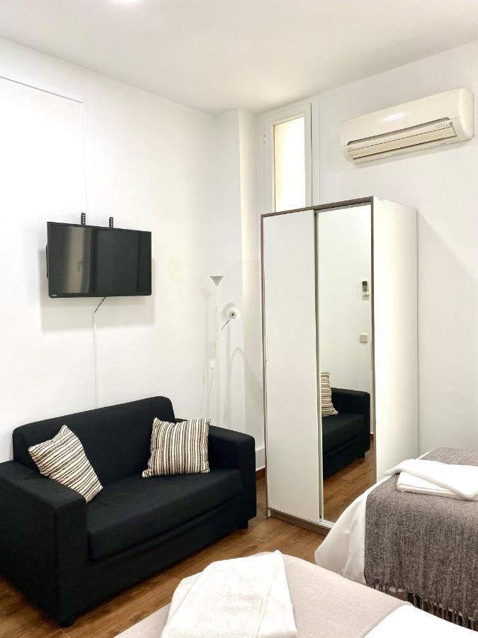 Apartamentos Fuencarral II Madrid Exterior photo